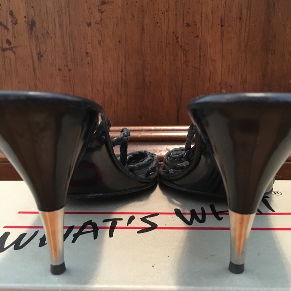 Given to nephews’ girl Kenneth Cole What’s What strappy sandals - Picture 3 of 6